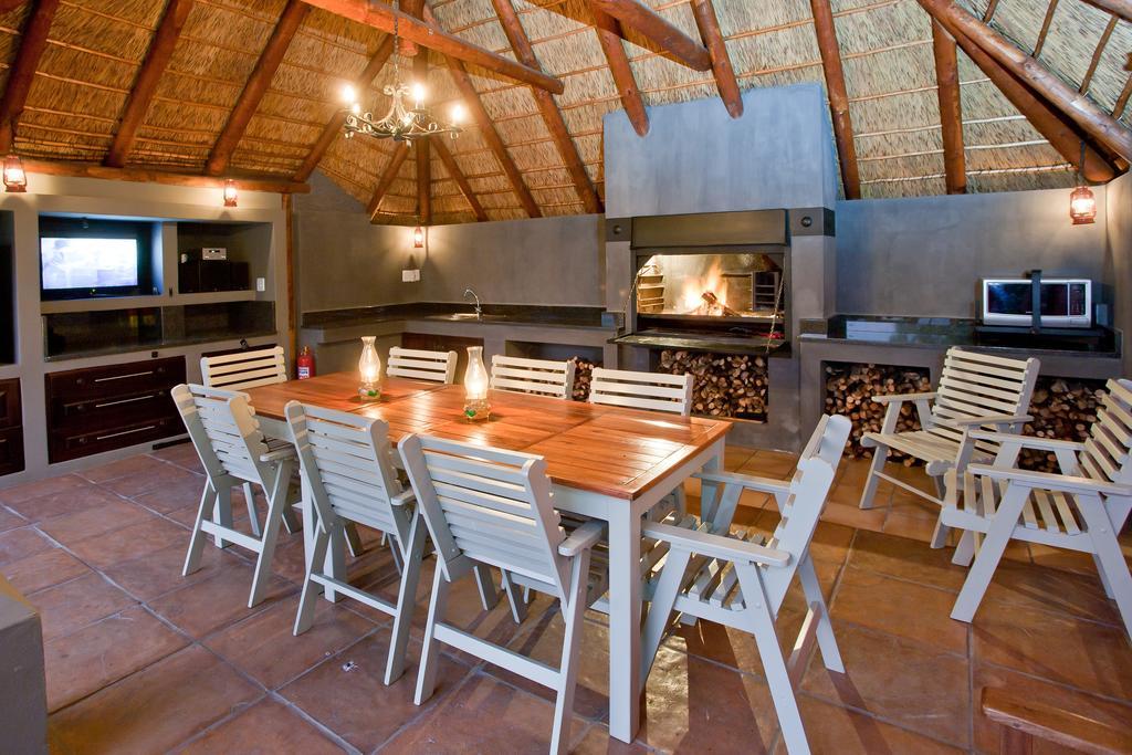 Miles B&B Guest House Oudtshoorn Exterior photo